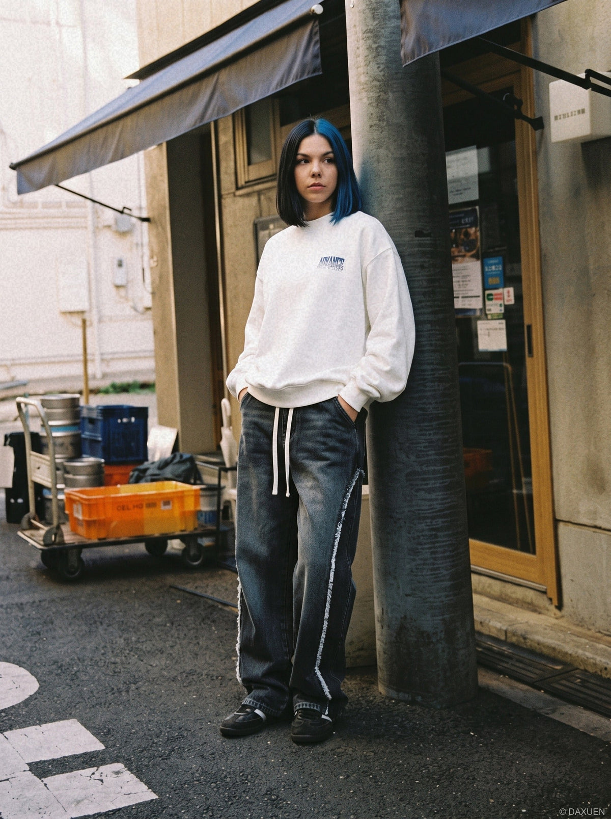 Bold Blue Graphic Oversized Crewneck Sweatshirt