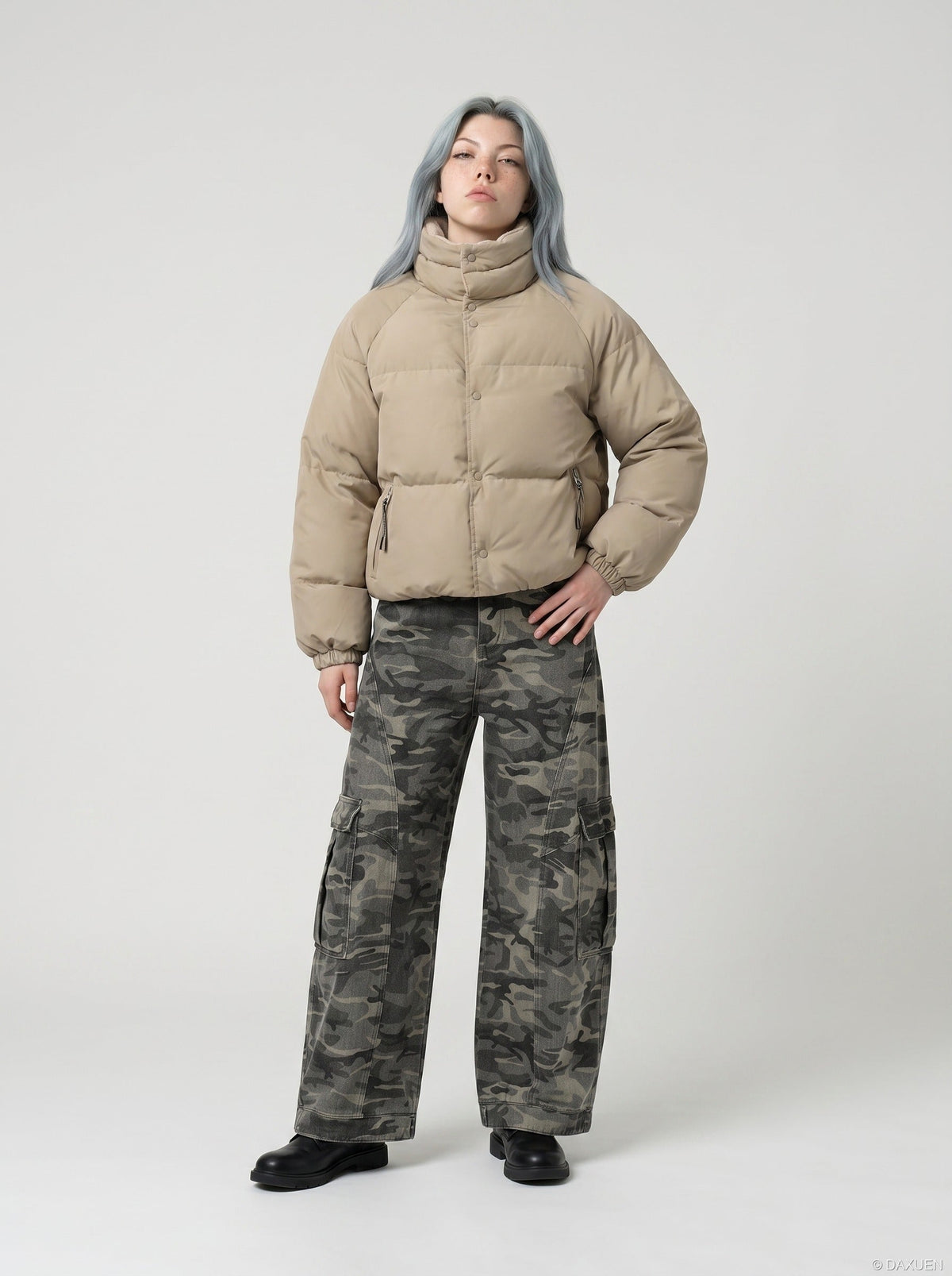 Camouflage Wide-Leg Cargo Jeans