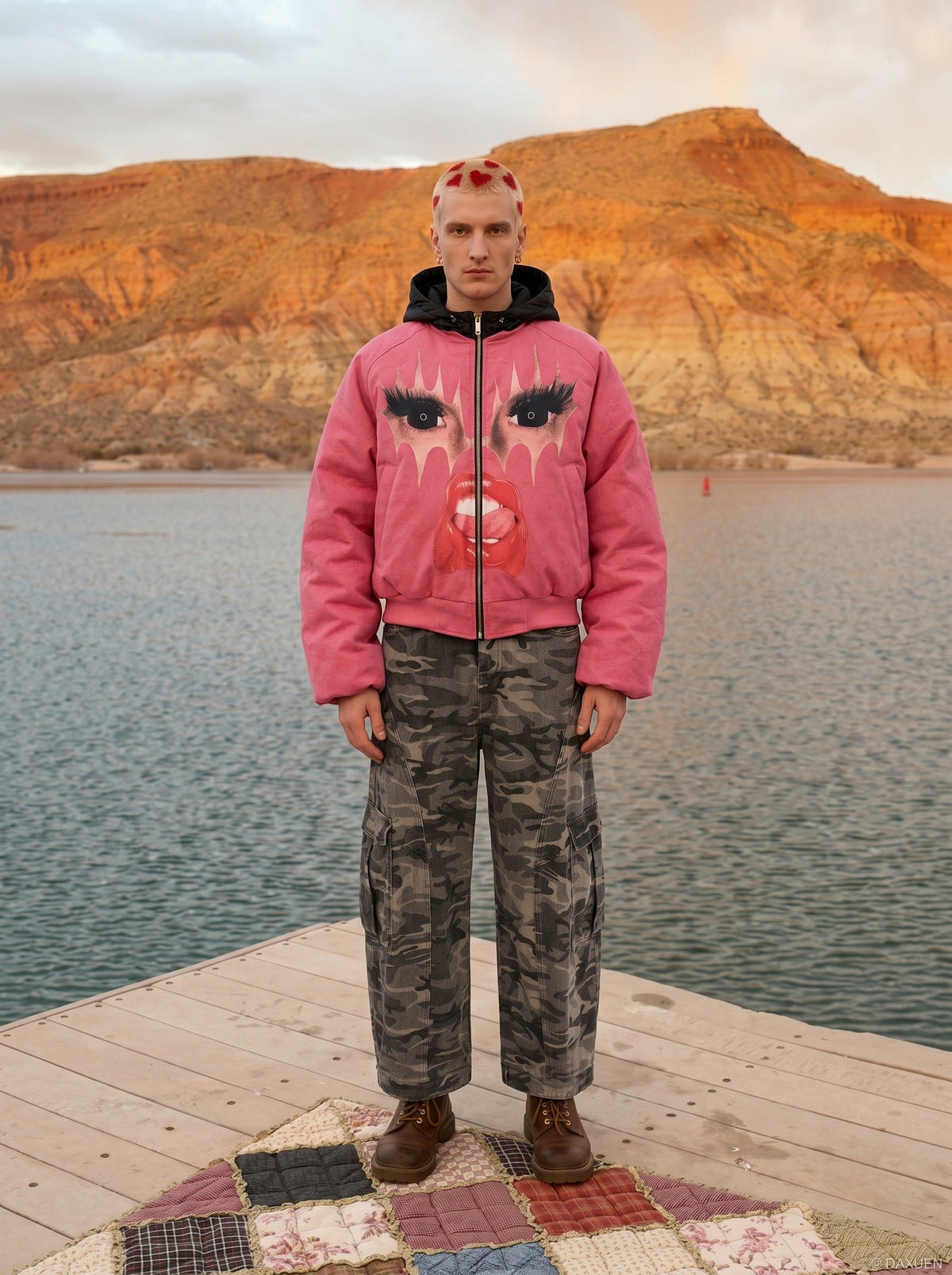 Camouflage Wide-Leg Cargo Jeans