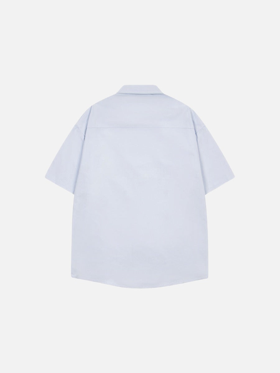 Oversize-Button-up-Hemd im Cartoon-Vibe