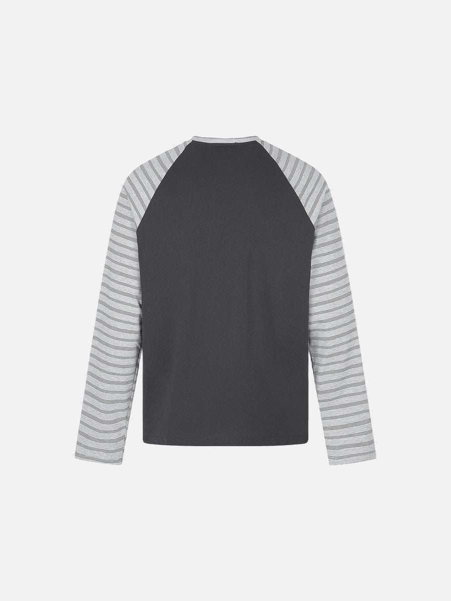 Constellation Graphic Long-Sleeved T-Shirt