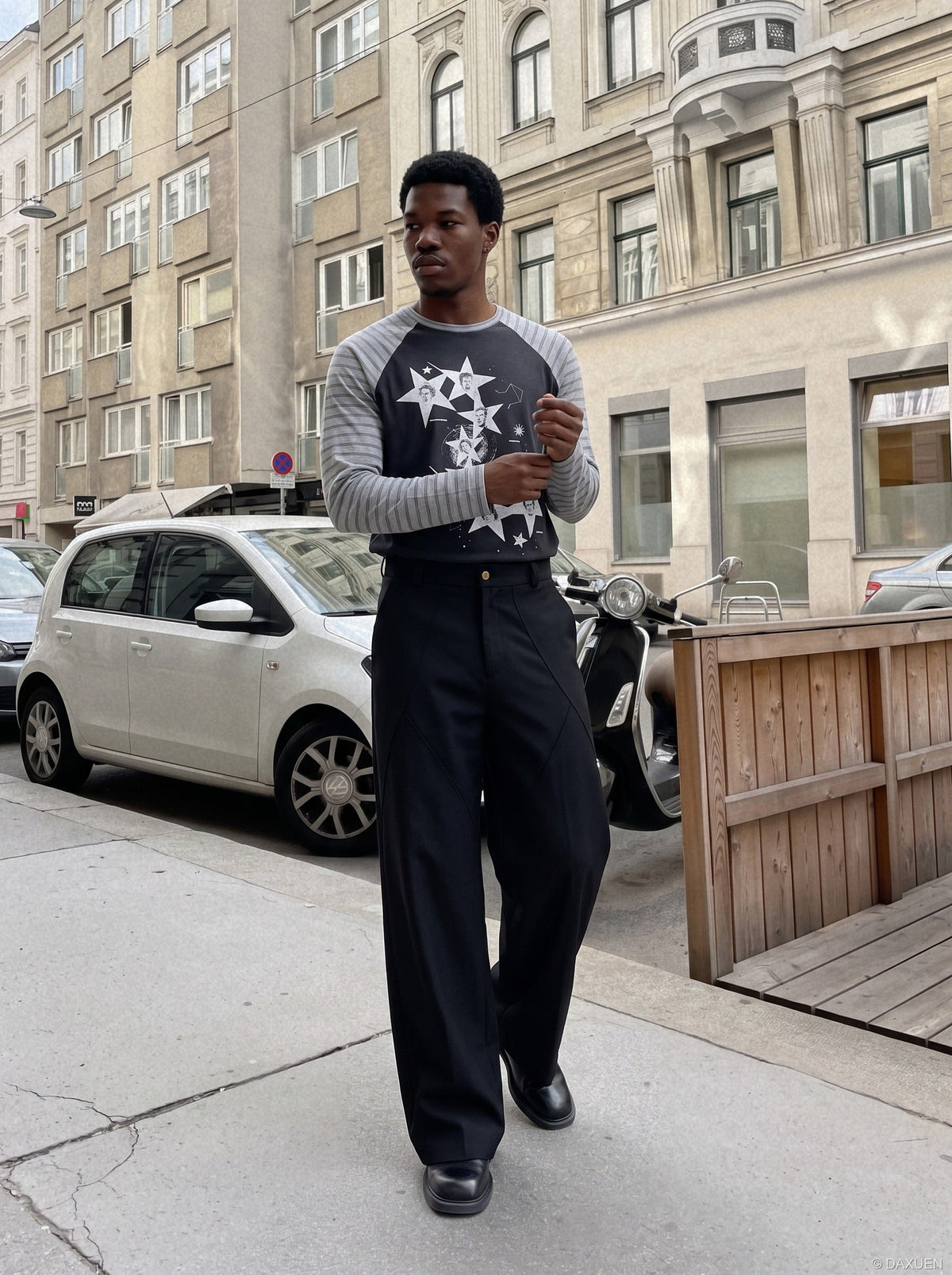 Constellation Graphic Long-Sleeved T-Shirt