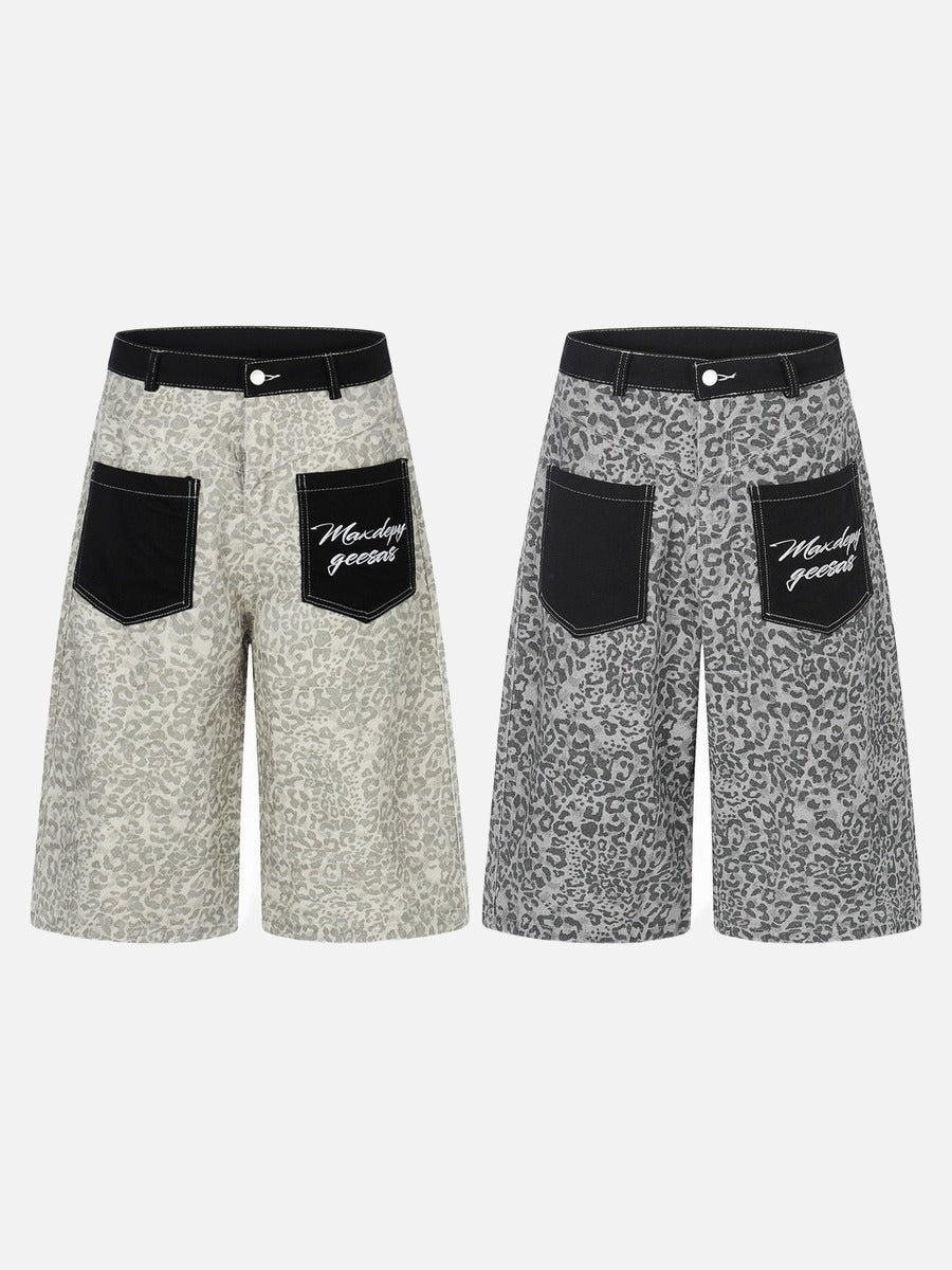 Kurze Hose mit weitem Bein und Leopardenmuster