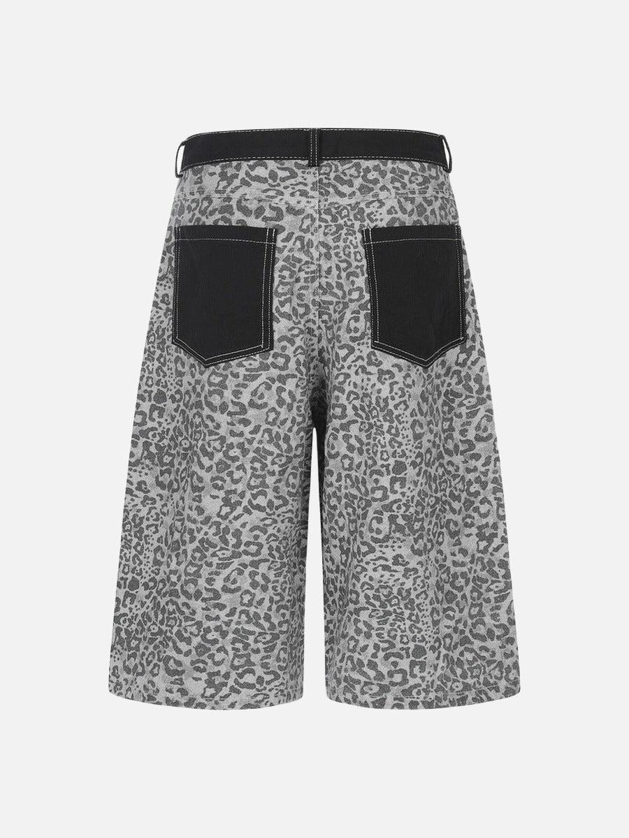 Kurze Hose mit weitem Bein und Leopardenmuster