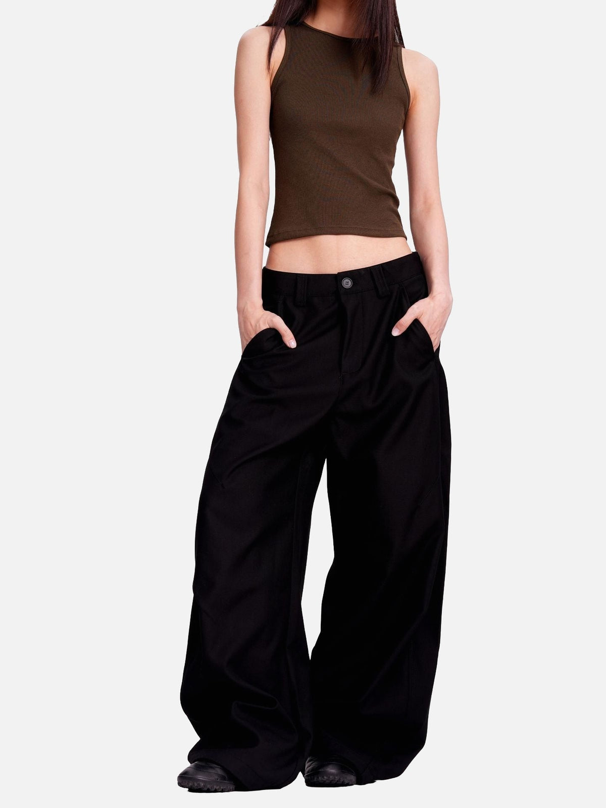 Curved-Knife Wide-Leg Trousers