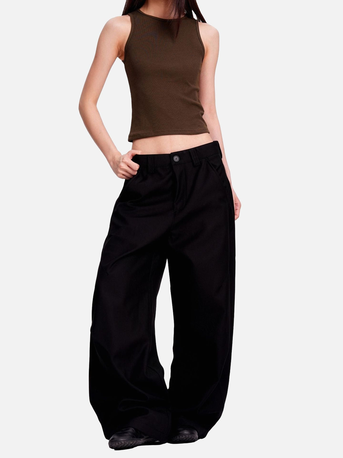 Curved-Knife Wide-Leg Trousers