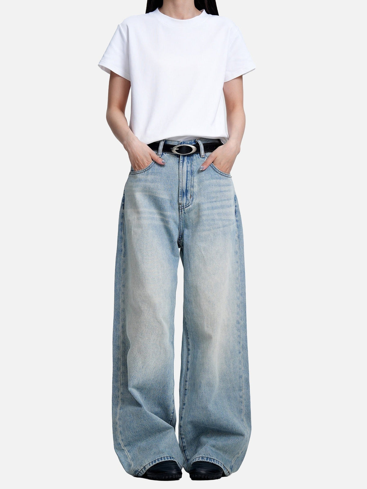 Distressed Gradient Wide-Leg Denim Jeans