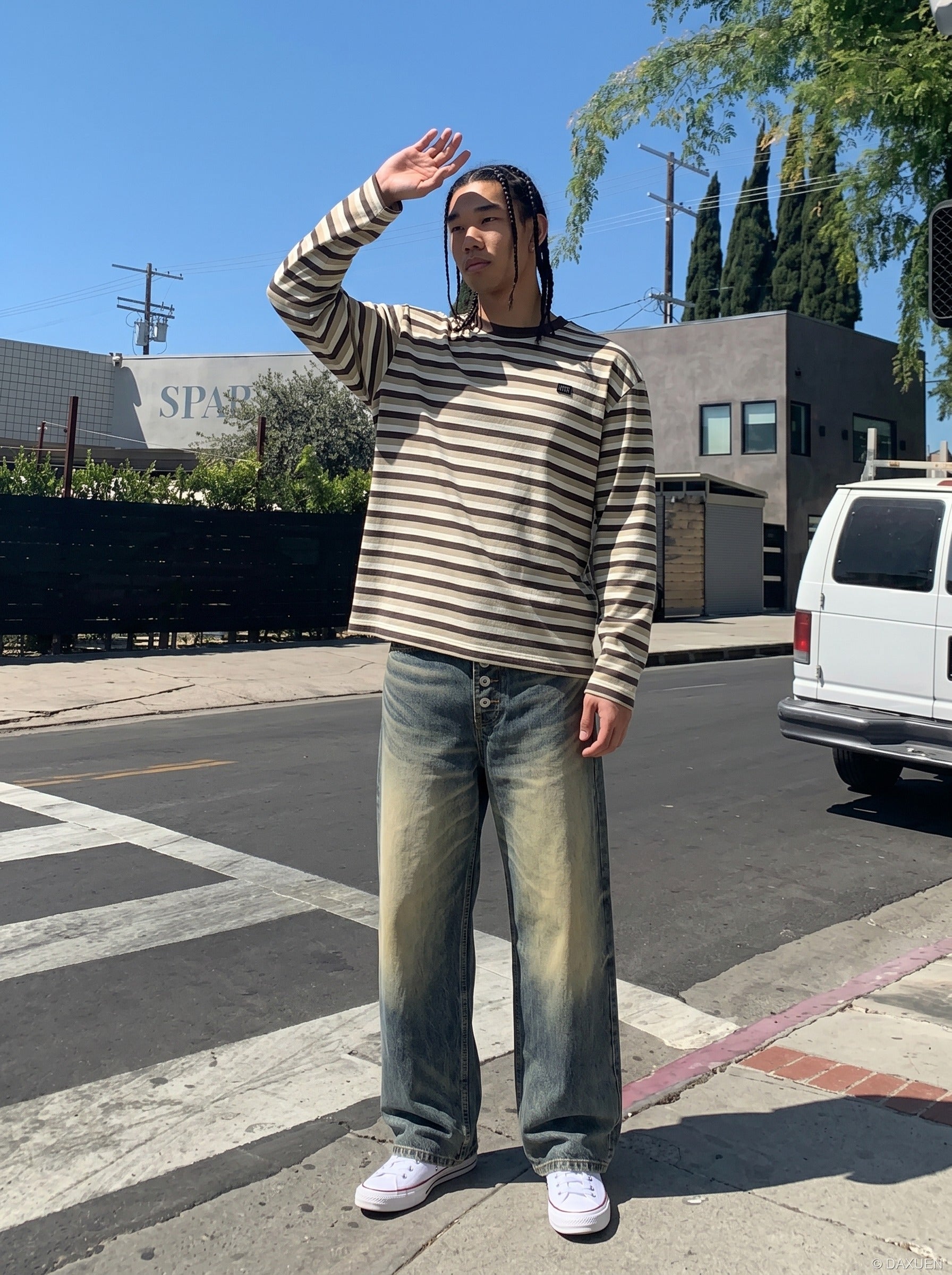 Distressed Baggy Denim Jeans