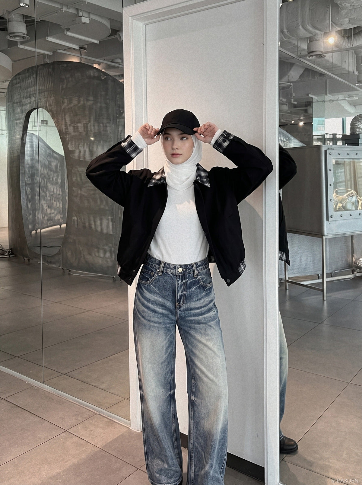 Retro Blue Distressed Wide-Leg Denim Jeans