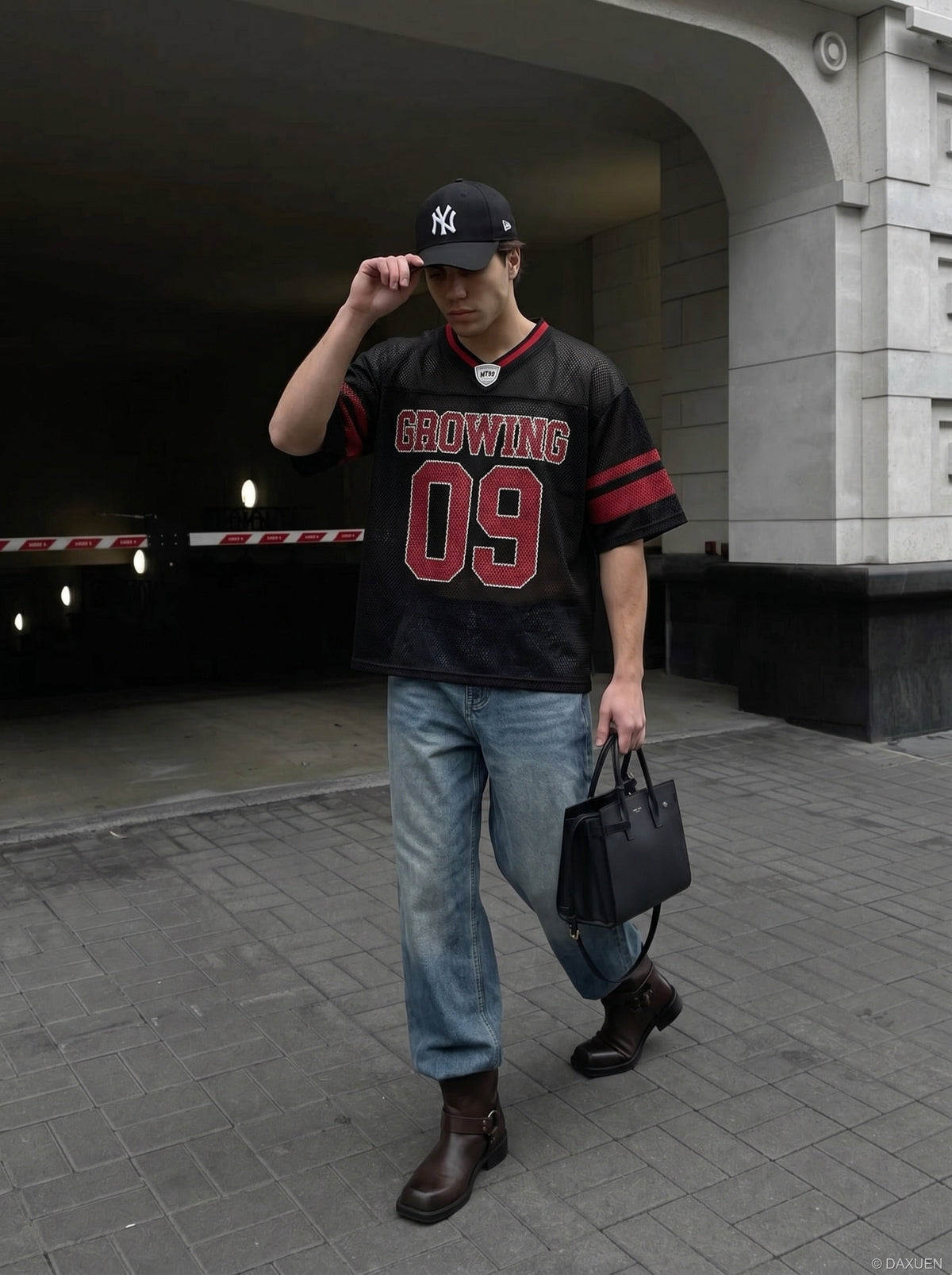 Mesh-Trikot mit wachsender Nummer