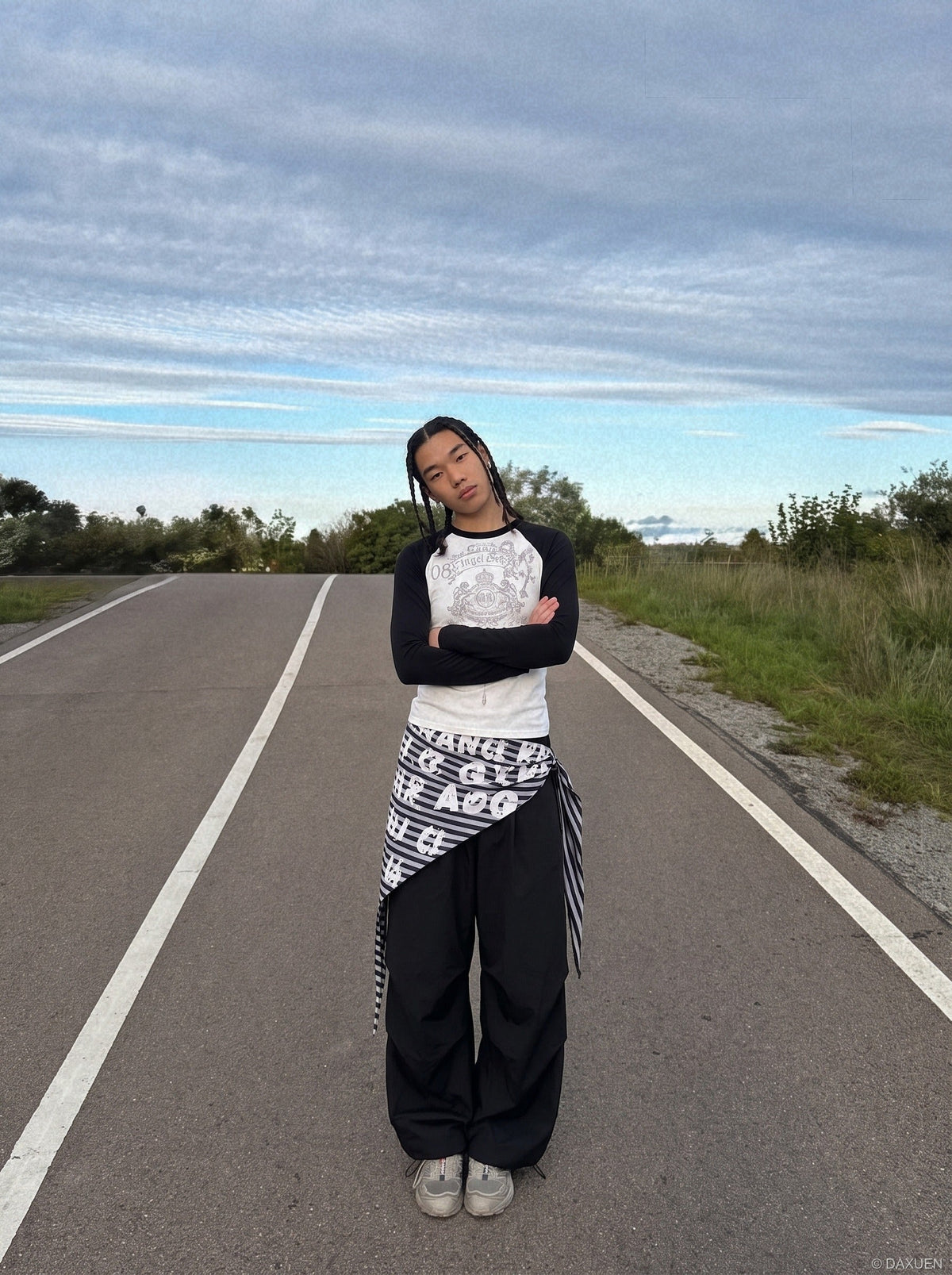 DAXUEN white long-sleeve intricate heraldic graphic t-shirt — model photo