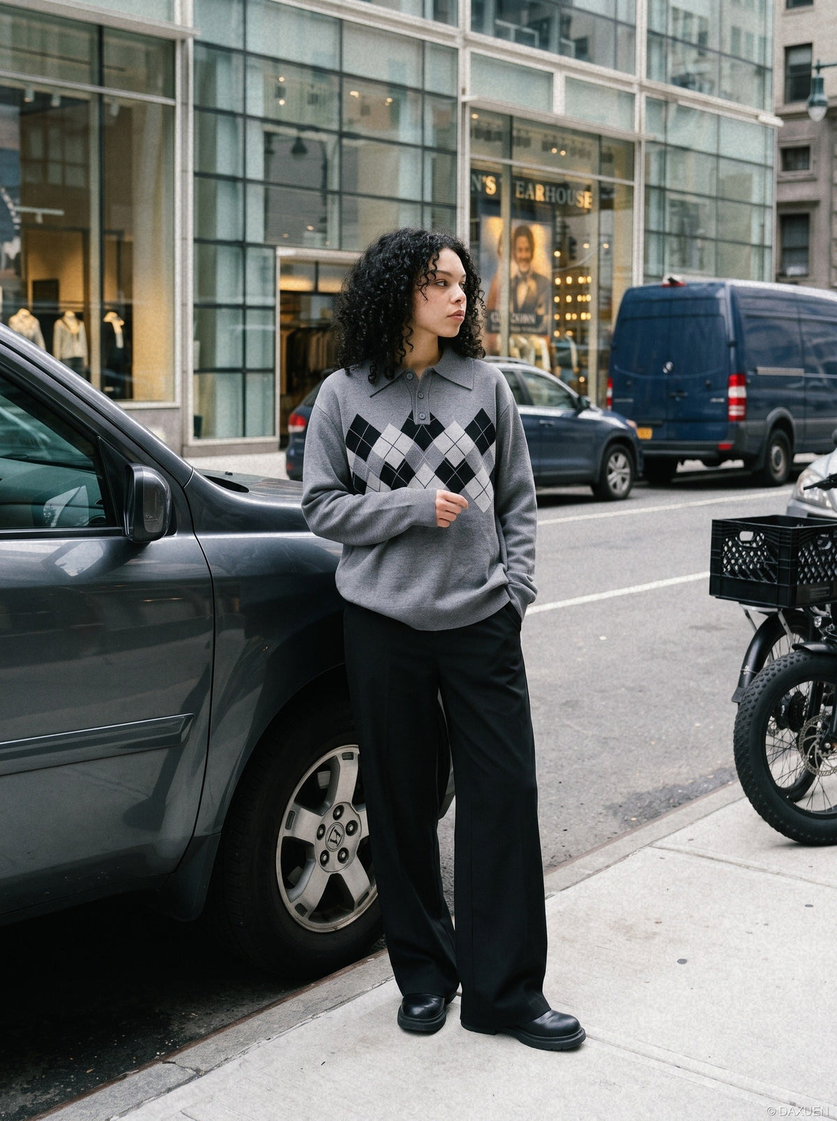 DAXUEN grey large argyle pattern long-sleeve polo sweater — model photo
