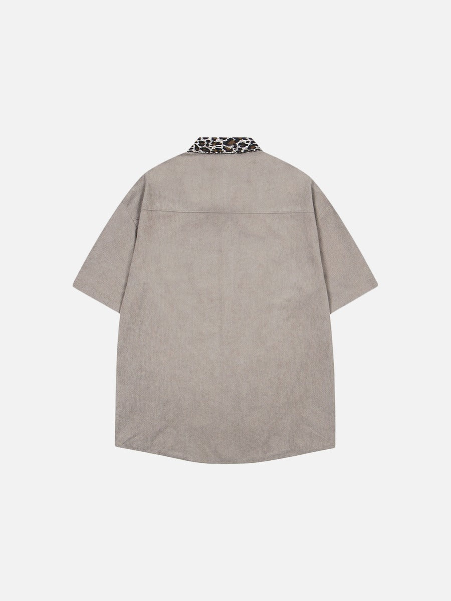 Besticktes Button-up-Hemd mit Leopardenmuster