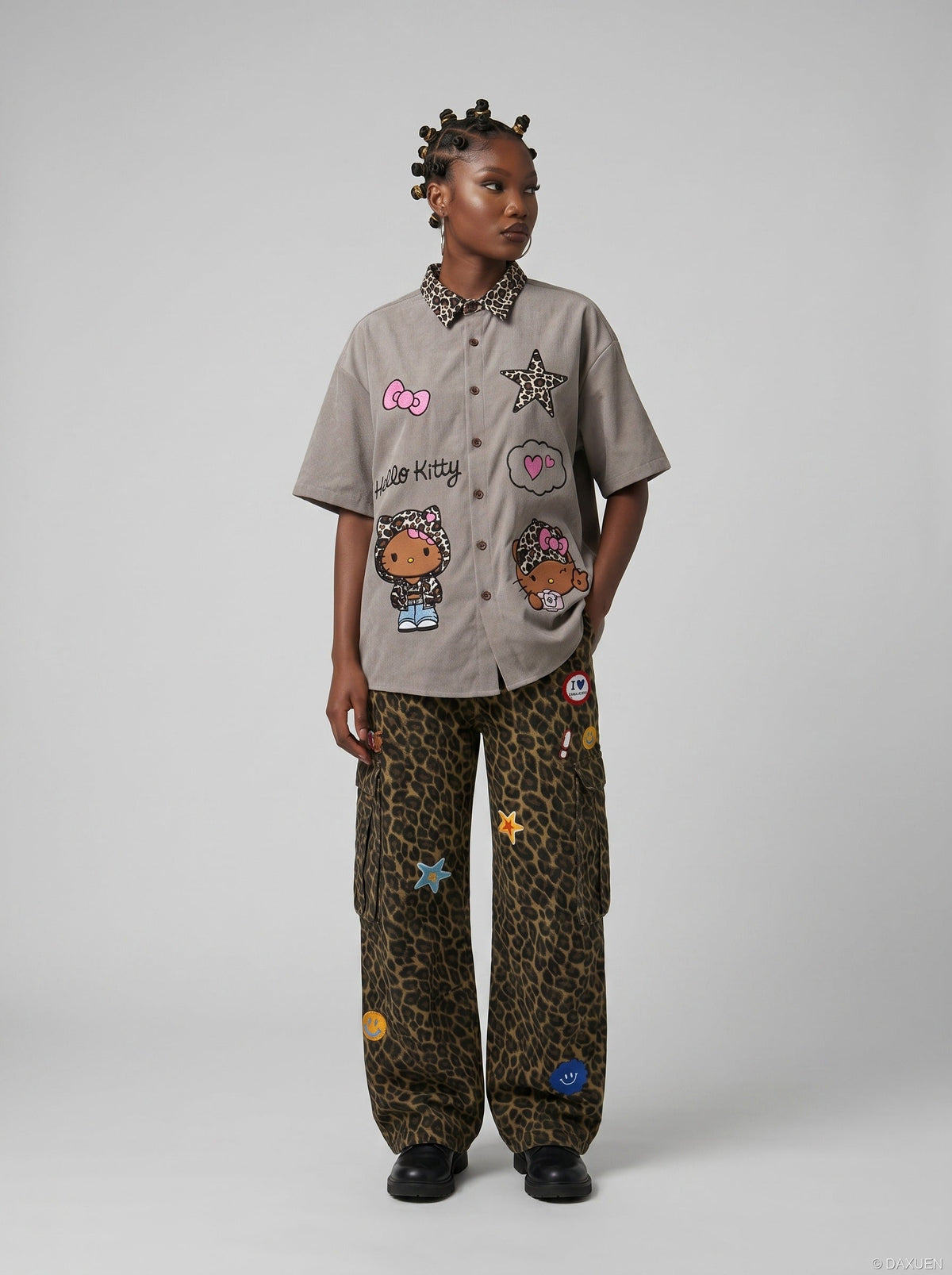 Besticktes Button-up-Hemd mit Leopardenmuster