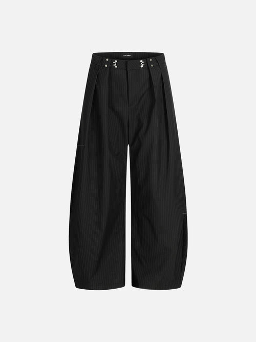 Pantalones cortos de pierna ancha con rayas diagonales en azul marino - Negro / S