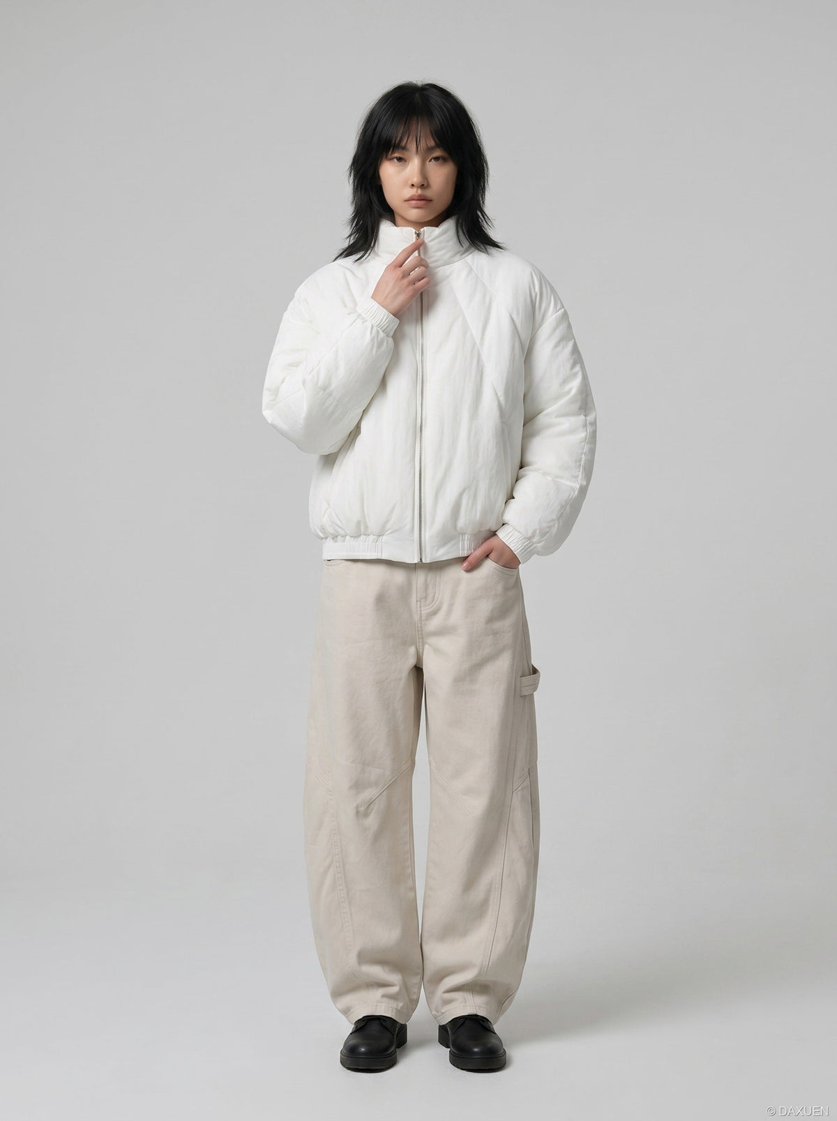 DAXUEN Oversized wide-leg pants with puddle effect — model photo