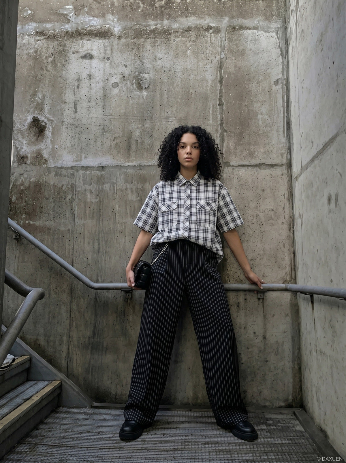 Relaxed Plaid Short-Sleeve Shirt