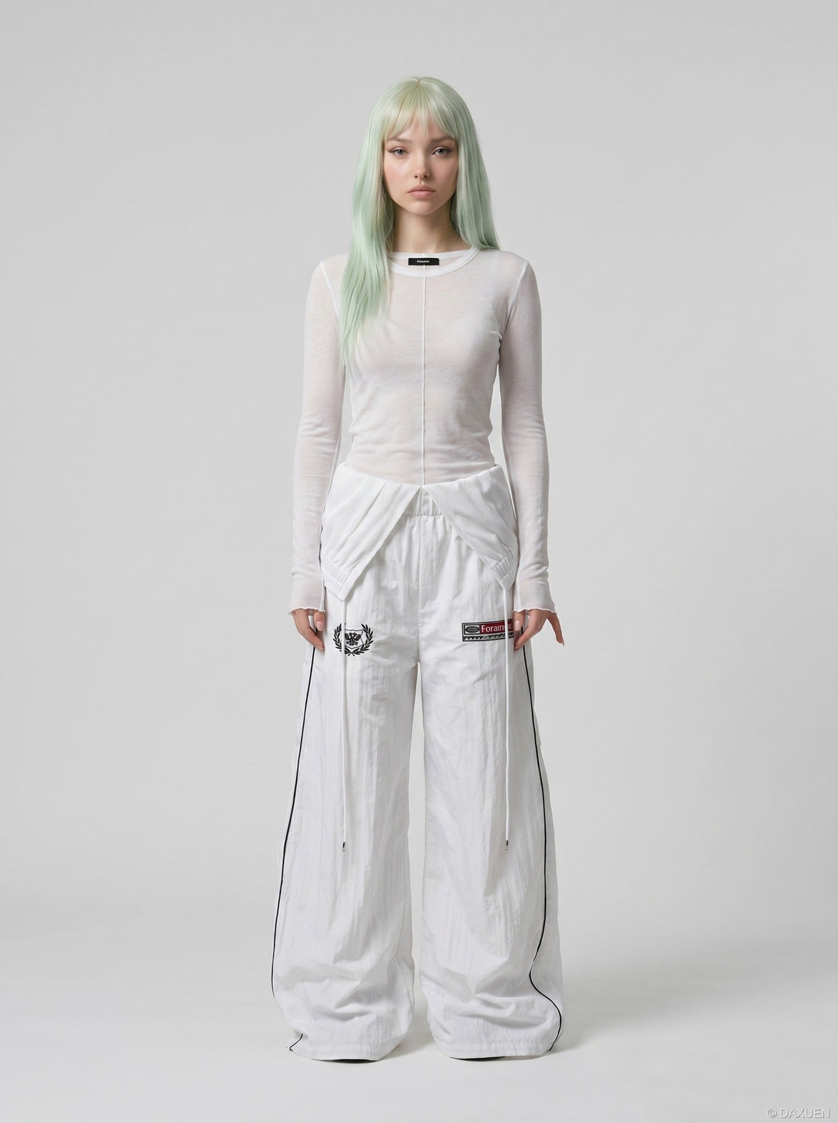 Transparentes schwarzes Langarm-Strickshirt