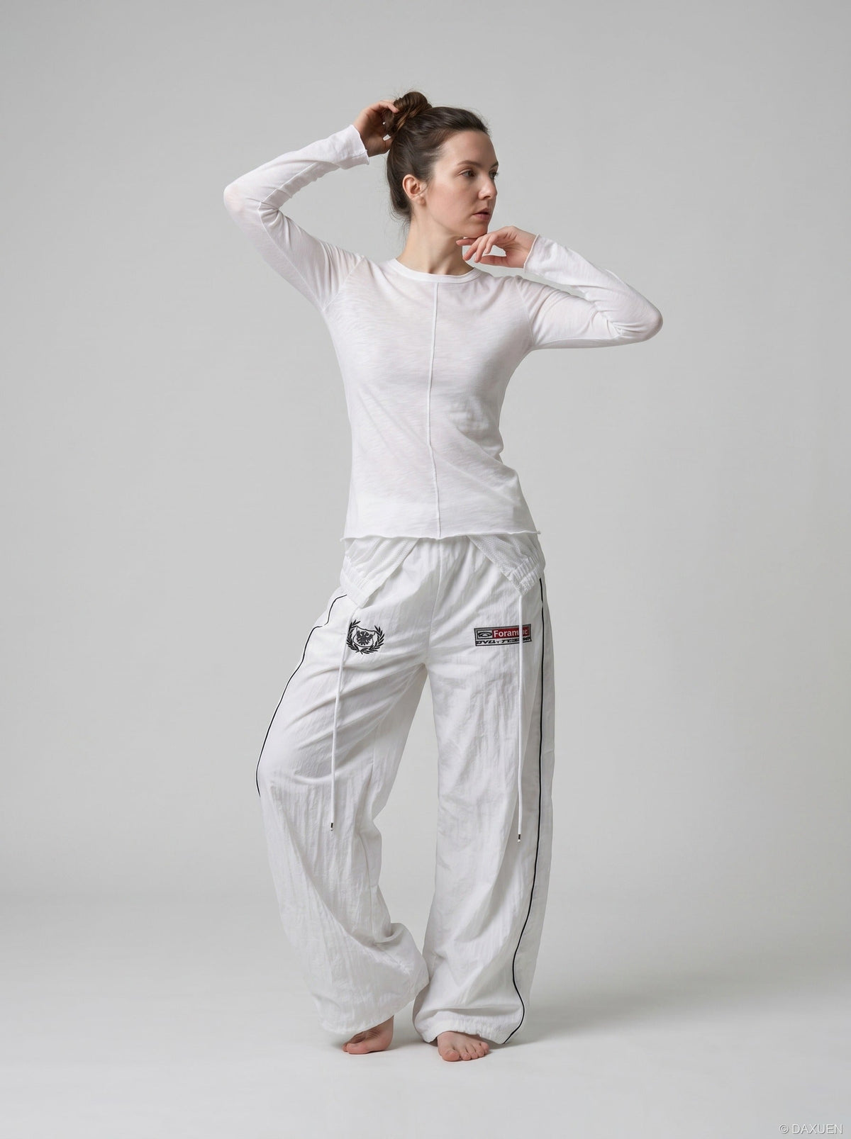 Transparentes schwarzes Langarm-Strickshirt