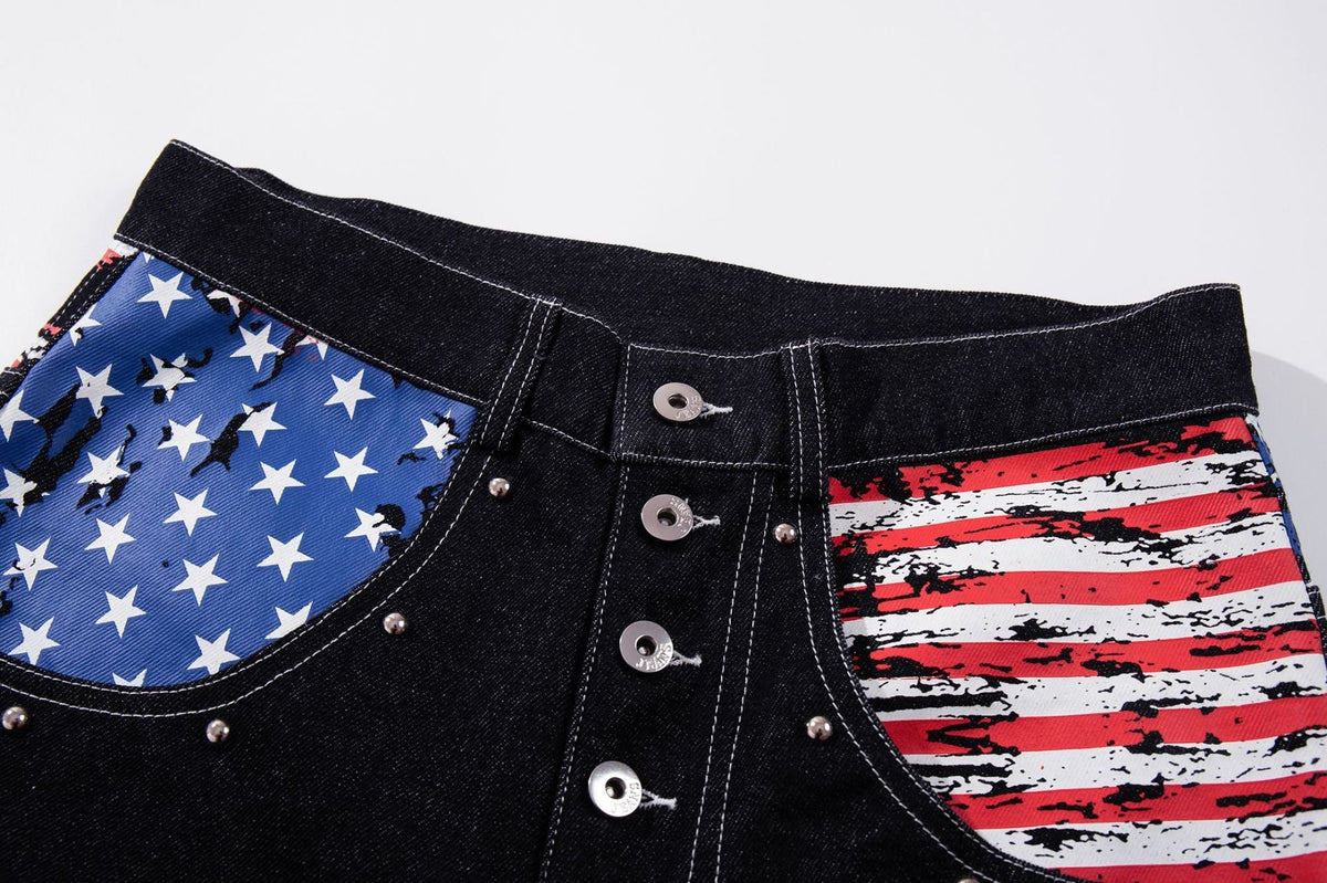 Weite Jeans mit Sternen- und Streifen-Grafik