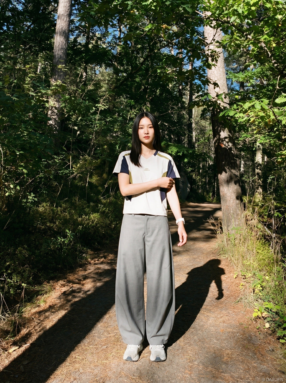 Tailored Waistband Solid-Black Trousers