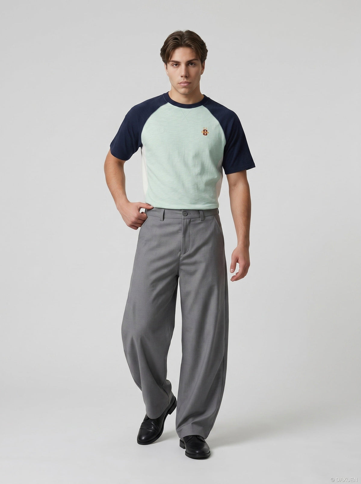 Tailored Waistband Solid-Black Trousers