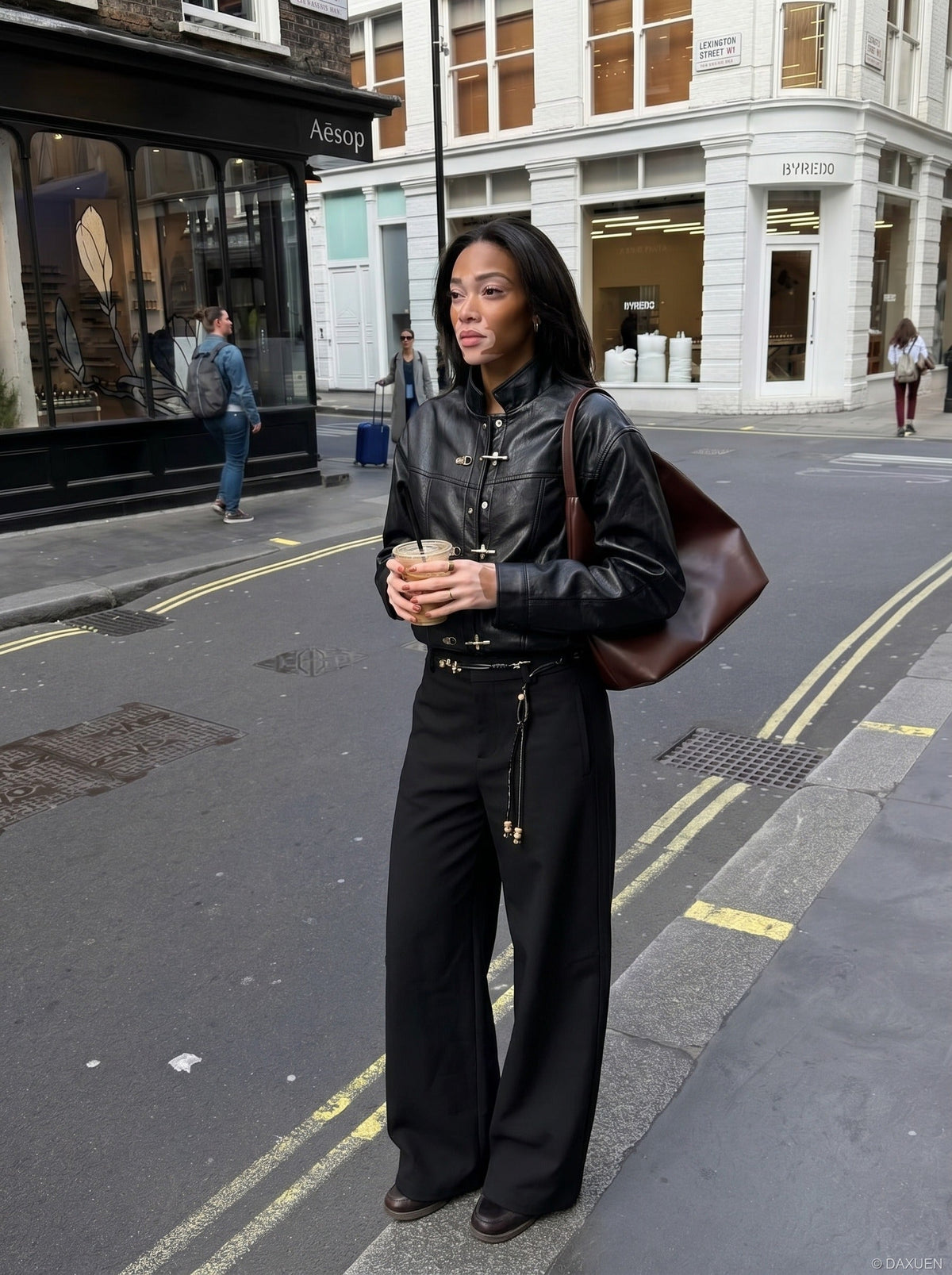 DAXUEN Wide-leg loose-fit trousers with decorative belt — model photo