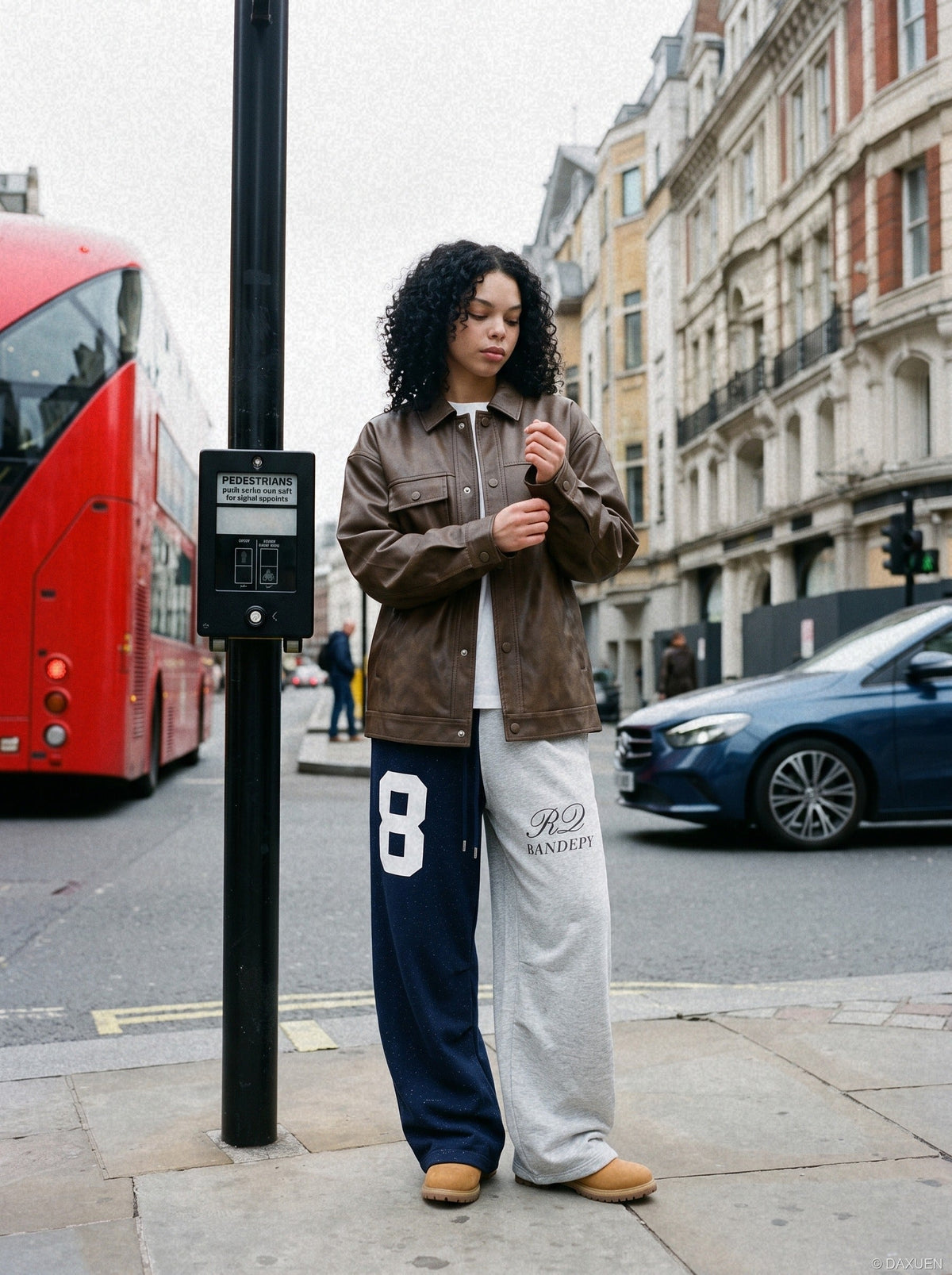 Two-Tone Wide-Leg Sweatpants with Number 8