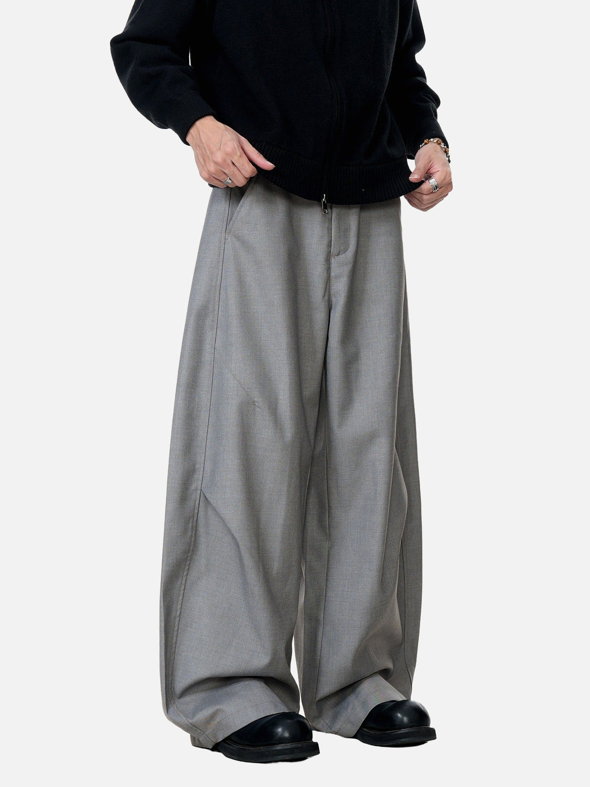 Voluminous Grey Wide-Leg Trousers