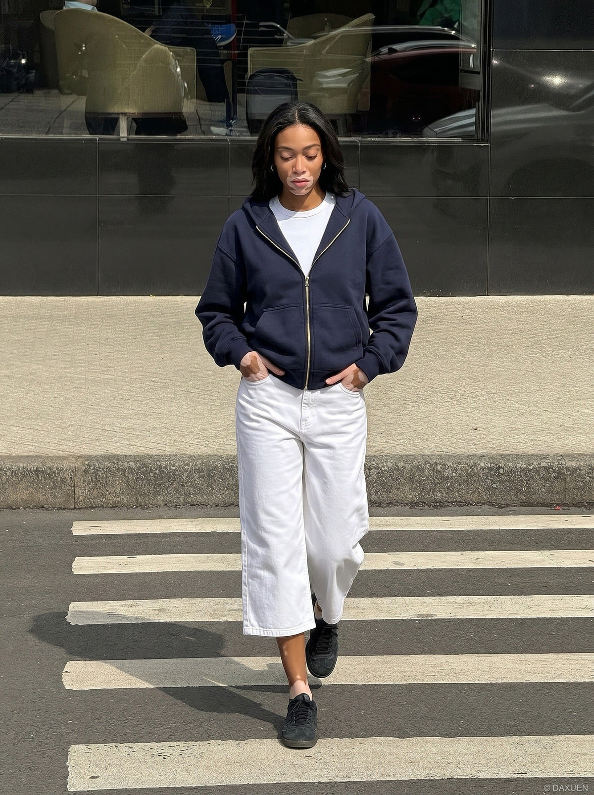Weit geschnittene Cropped-Hose für Herren