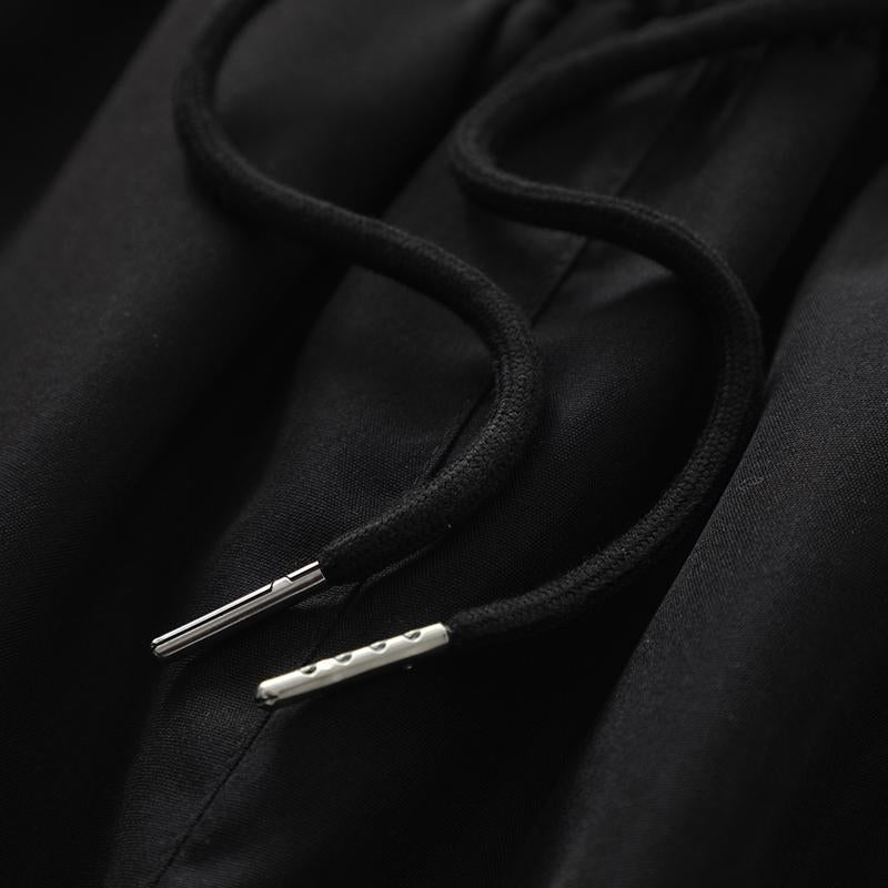 Contrast Color Drawstring Sports Shorts