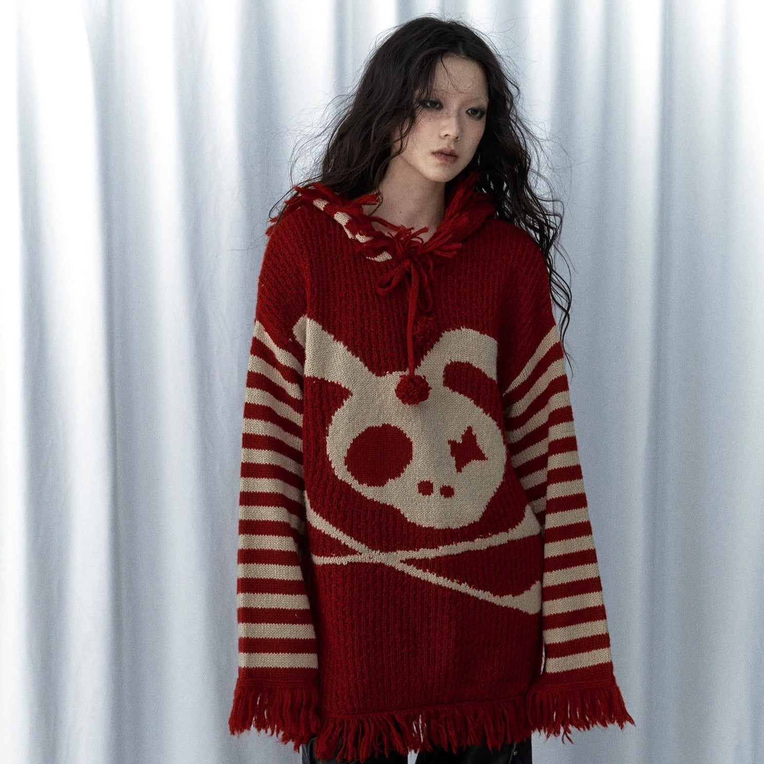 Skull Print Stripe Oversize Knit Hoodie