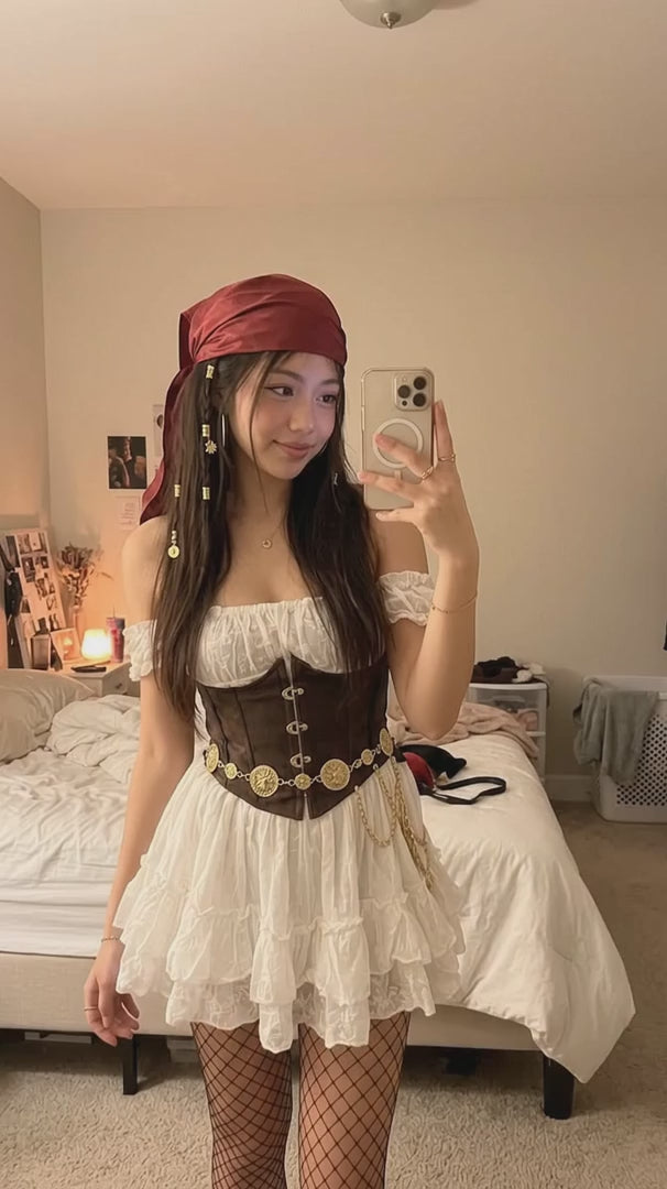 Pirate outfit in motion